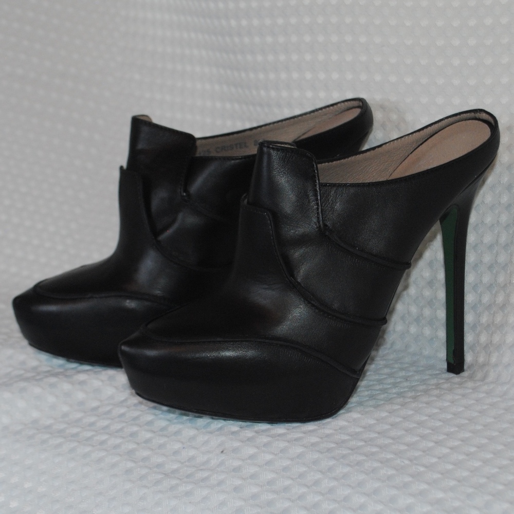 Never worn! Lisa F Pliner, Florence